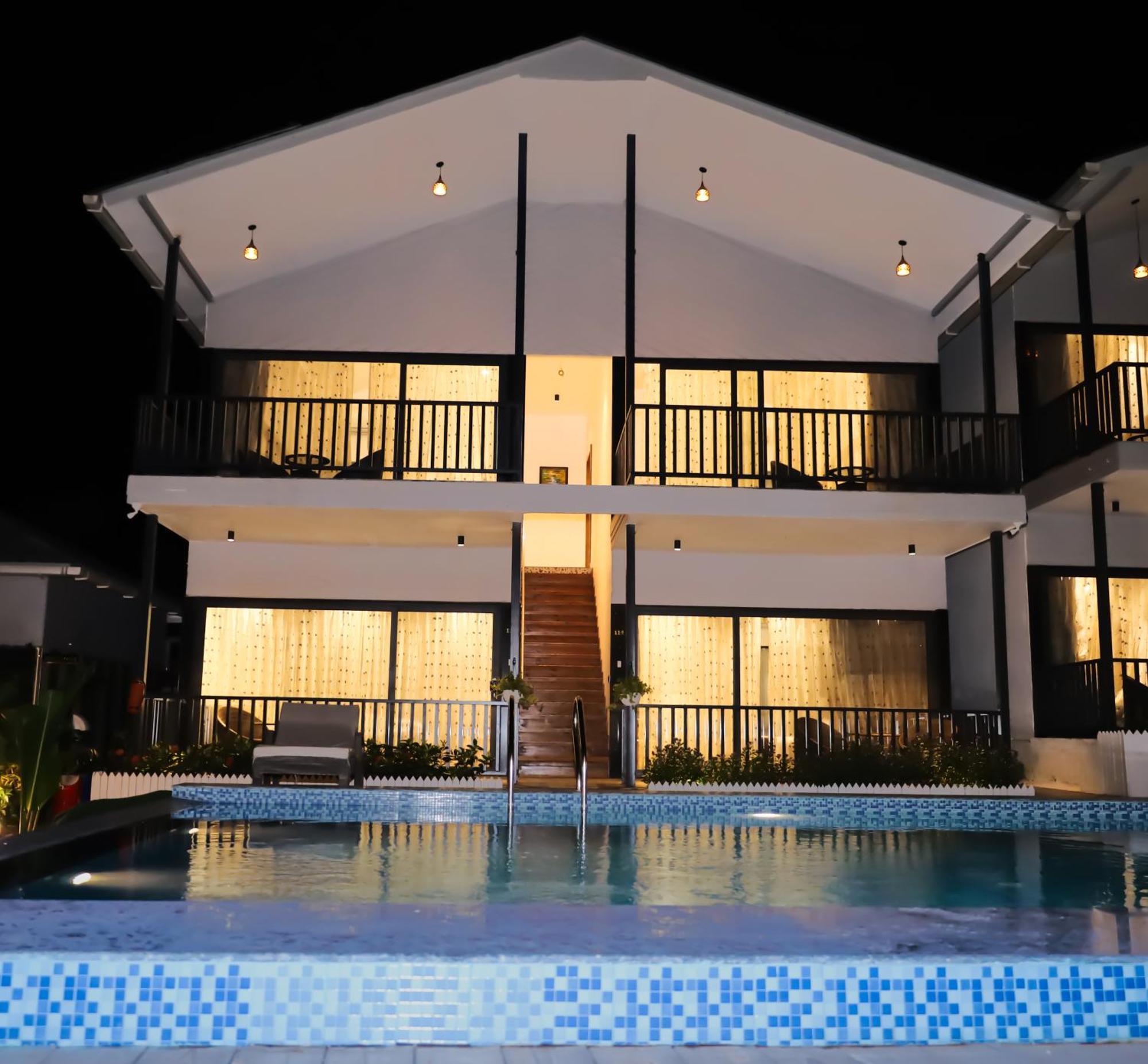 Oralia Resort Ashvem Beach Bagian luar foto